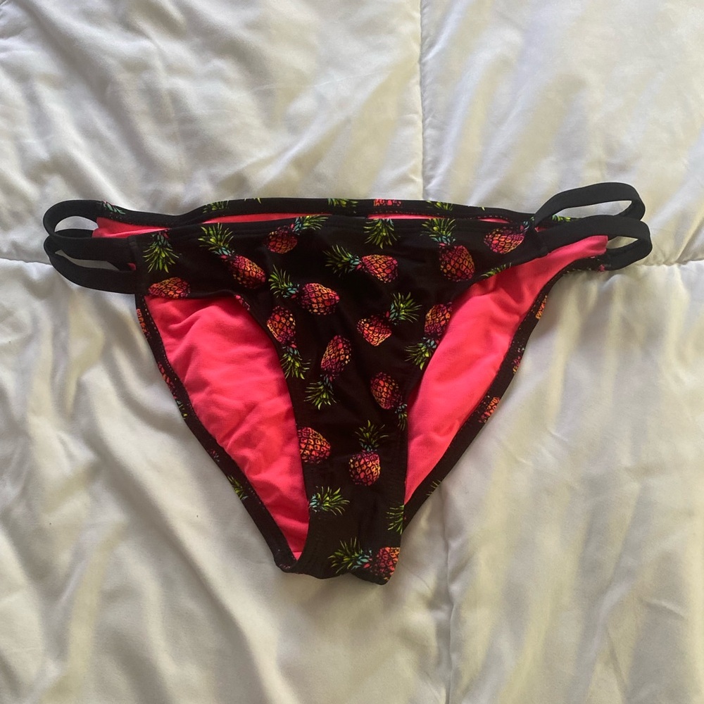 Endless sun bikini bottoms size large pineapples with multi colors